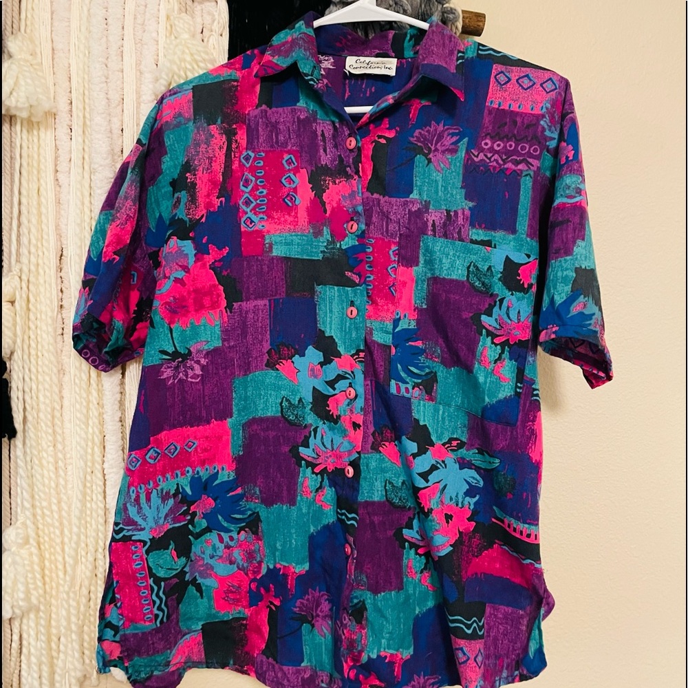 Funky Amazing Rare 90s California Connection Vibrant Button Down Festival Shirt